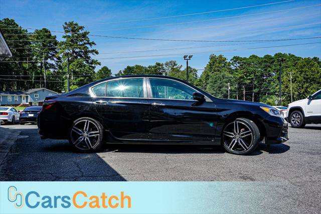 Used 2017 Honda Accord Sport image 5