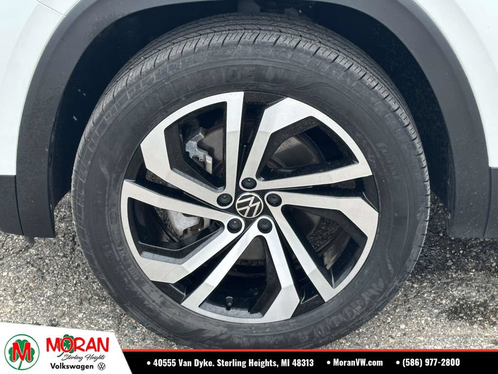 Used 2023 Volkswagen Atlas SEL AWD/4WD image 9