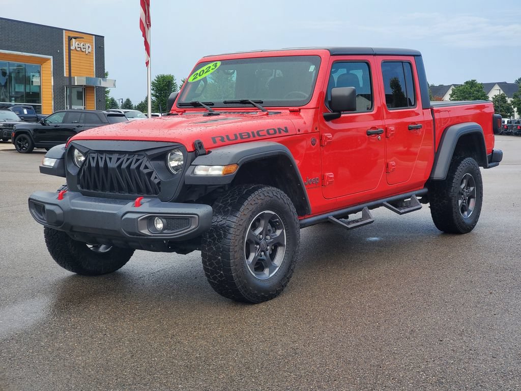 Used 2023 Jeep Gladiator Rubicon w/ Cold Weather Group AWD/4WD image 2