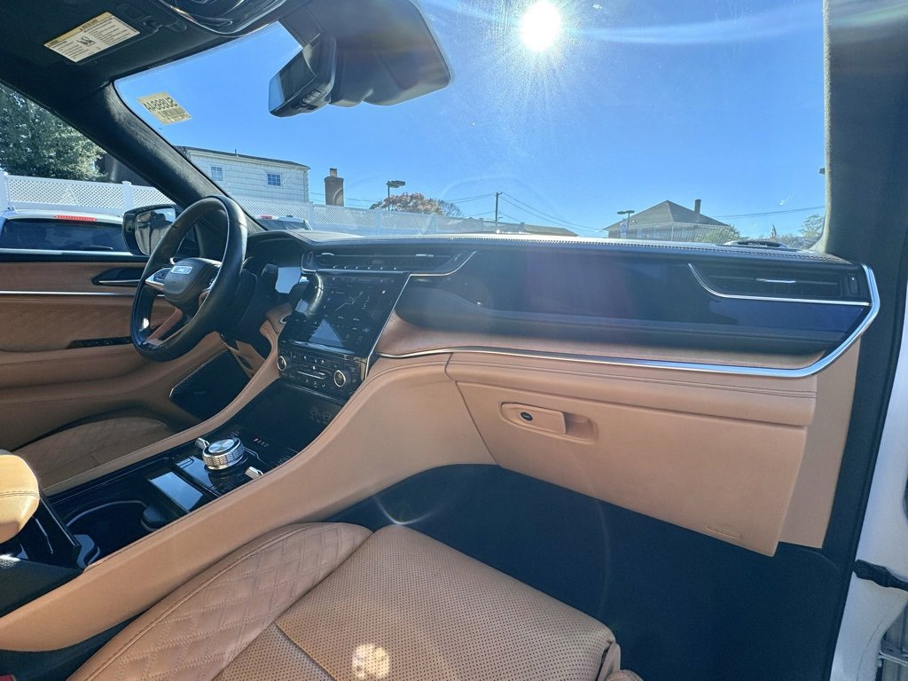 Certified 2022 Jeep Grand Cherokee L Summit image 18