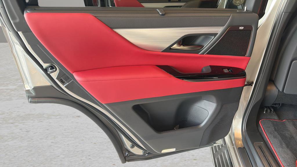 Used 2025 Lexus LX 700h F Sport w/ Accessory Package (Z1) image 12