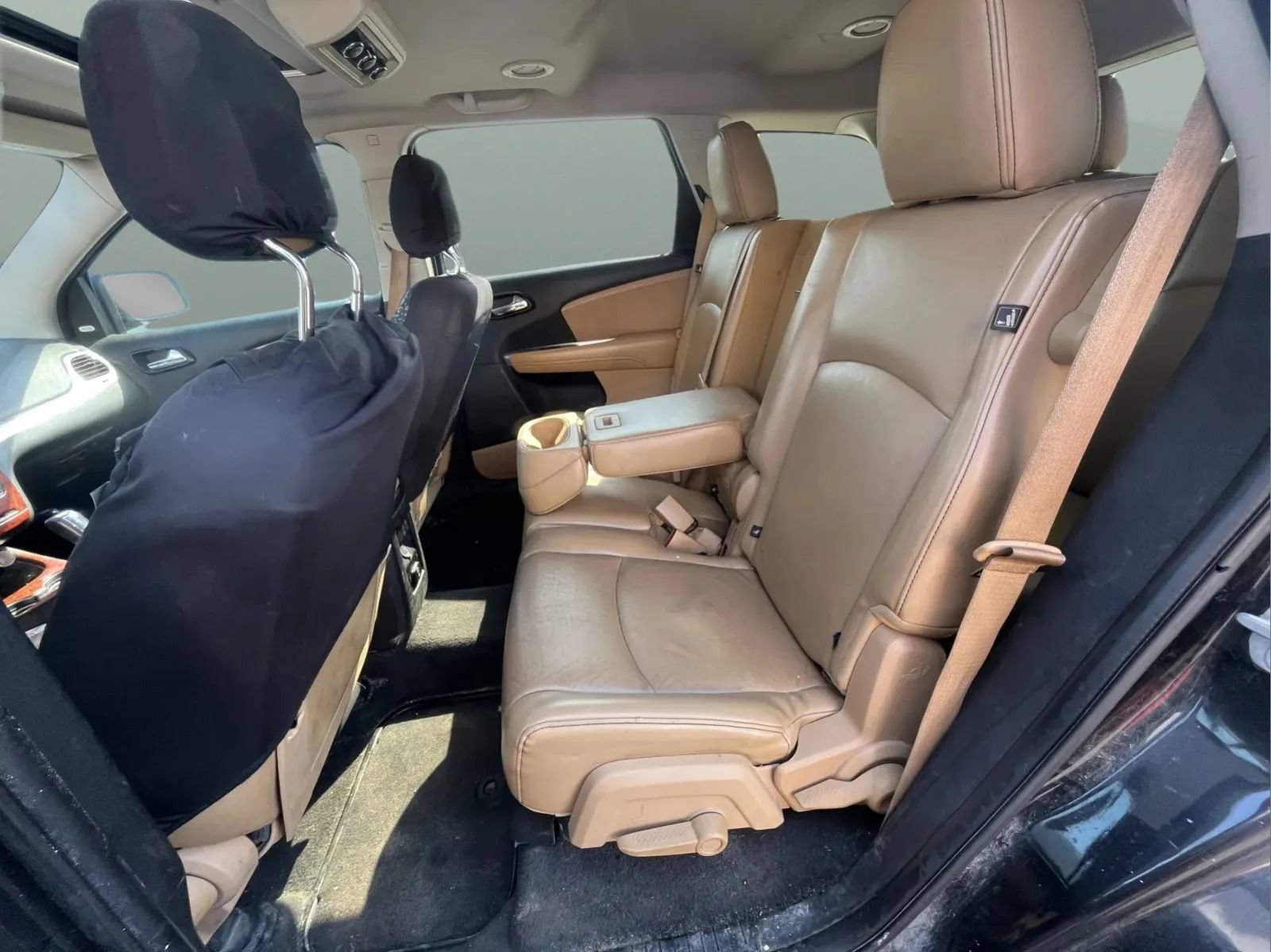 Used 2011 Dodge Journey Lux w/ Navigation Convenience Group FWD image 9