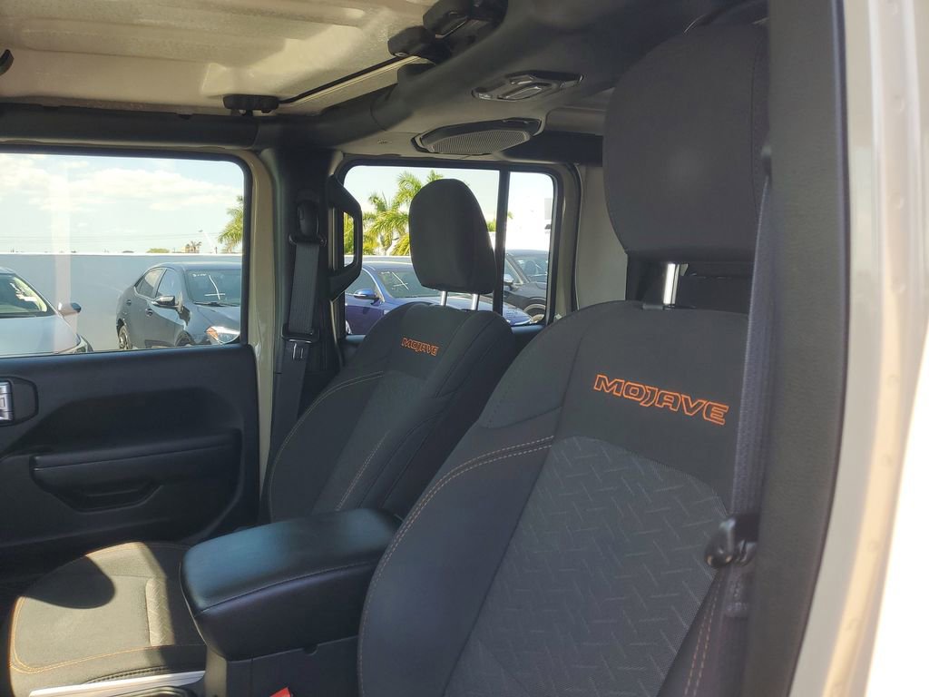 Used 2022 Jeep Gladiator Mojave w/ LED Lighting Group AWD/4WD image 15