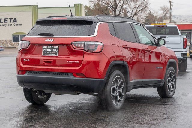 Used 2025 Jeep Compass Limited image 26