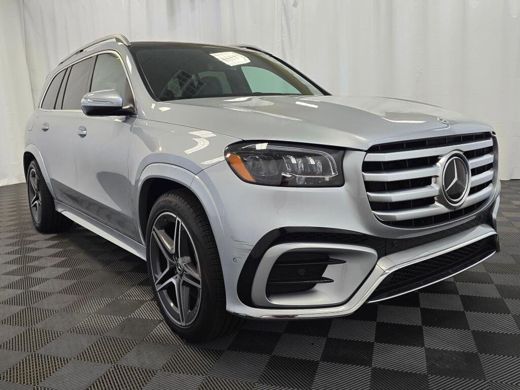 Used 2024 Mercedes-Benz GLS 450 4MATIC image 8