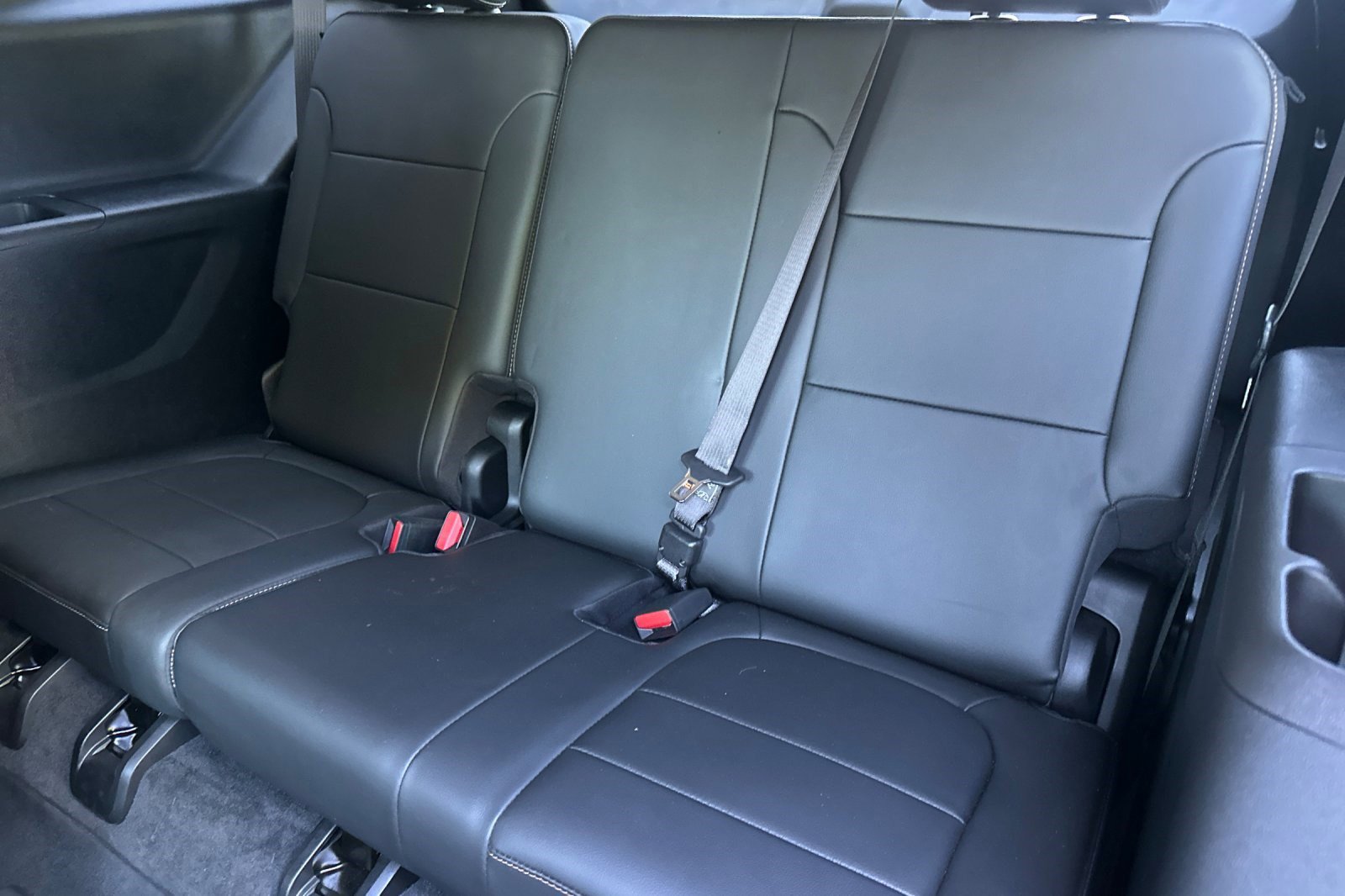 Used 2020 Chevrolet Traverse Premier w/ Redline Edition image 18