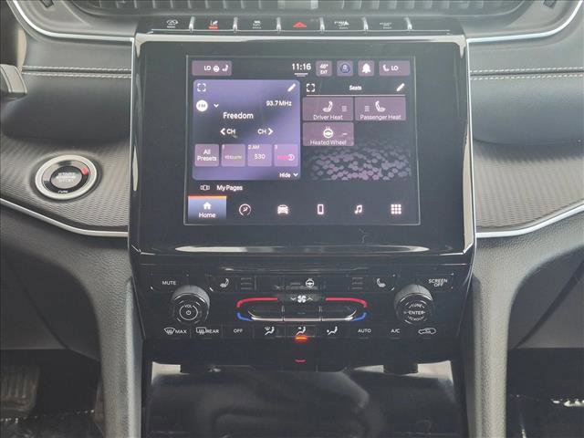 Used 2024 Jeep Grand Cherokee L Altitude AWD/4WD image 14