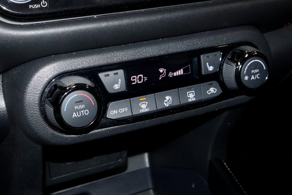 Certified 2023 Nissan Kicks SR w/ SR Premium Package image 31