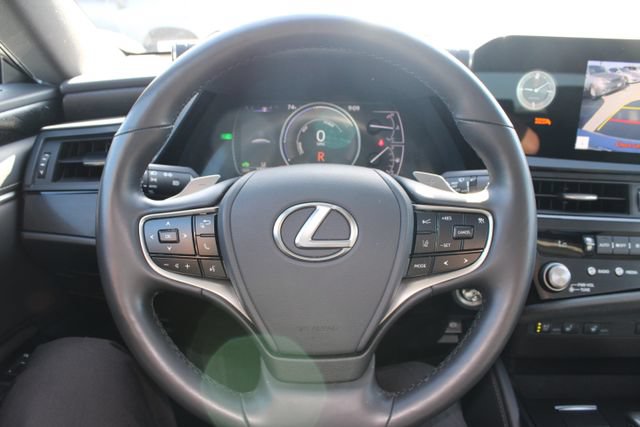 Certified 2025 Lexus ES 300h w/ Premium Package FWD image 16