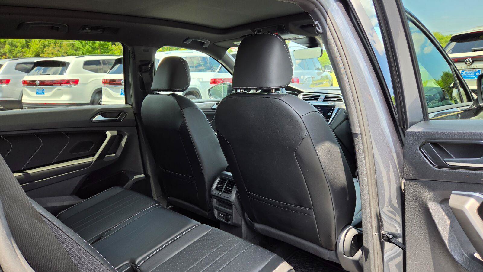 Certified 2024 Volkswagen Tiguan SE R-Line FWD image 56