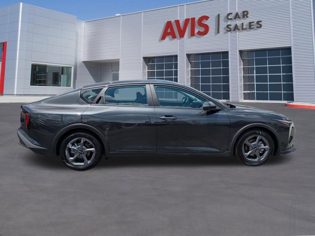 Used 2025 Kia K4 FWD image 5