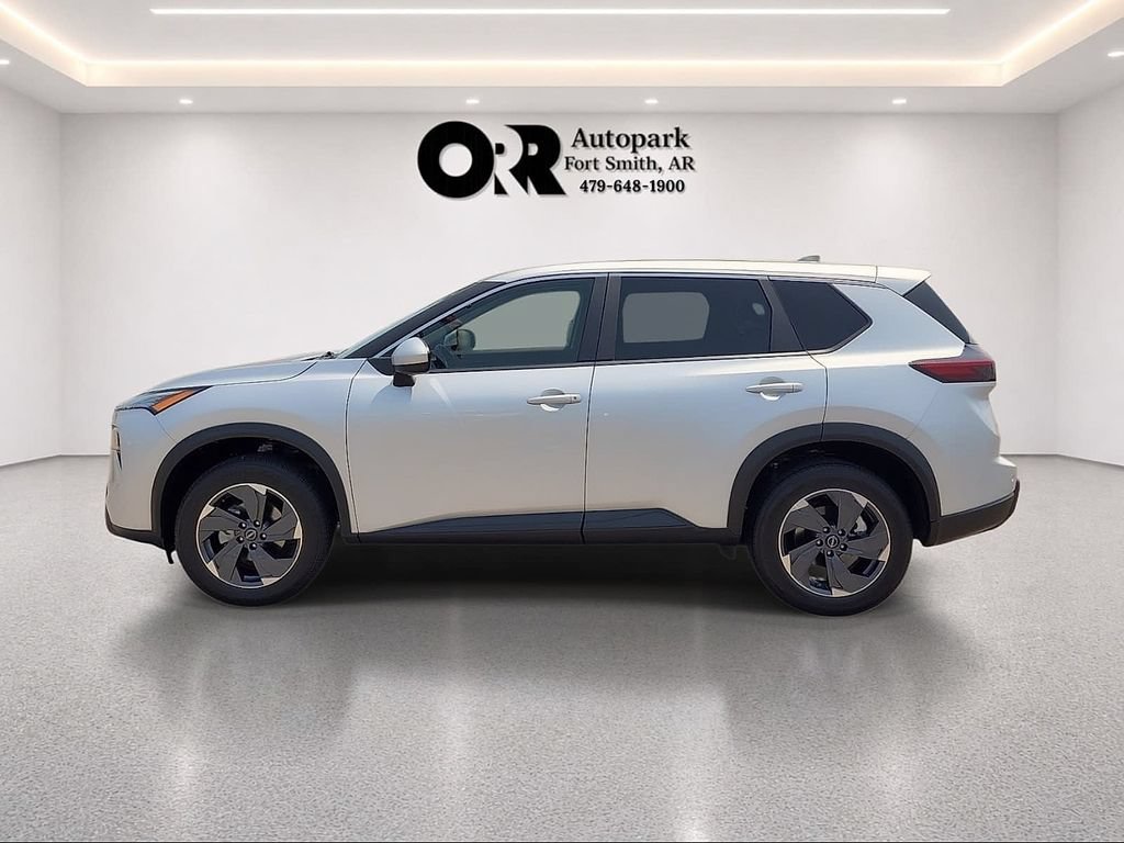 Used 2025 Nissan Rogue SV FWD image 3