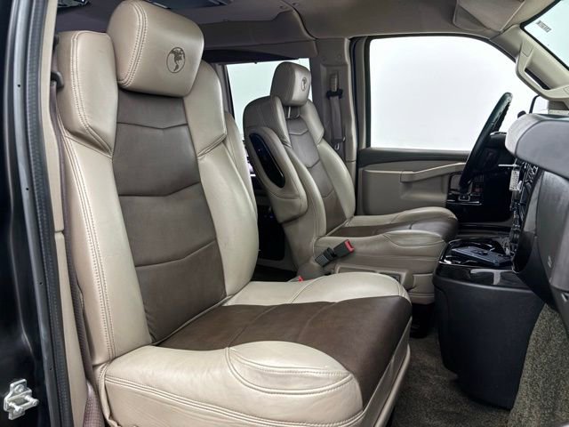 Used 2020 Chevrolet Express 2500 w/ Enhanced Convenience Package image 41