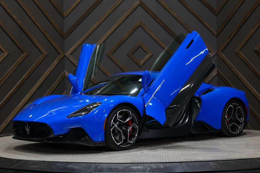 Used 2023 Maserati MC20 Coupe image 18