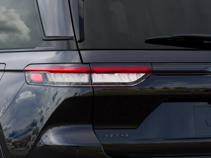 New 2025 Jeep Grand Cherokee Summit AWD/4WD image 10