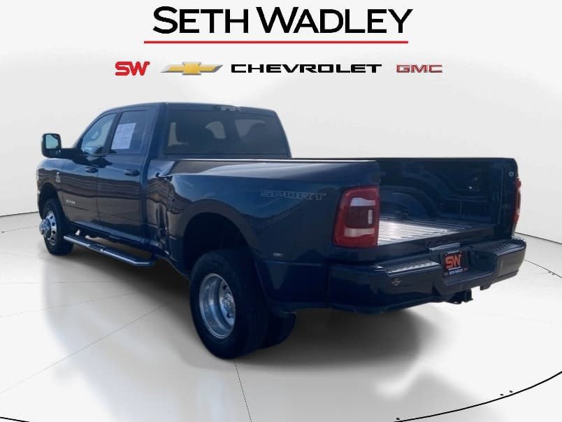 Used 2024 RAM 3500 Big Horn w/ Sport Appearance Package image 3