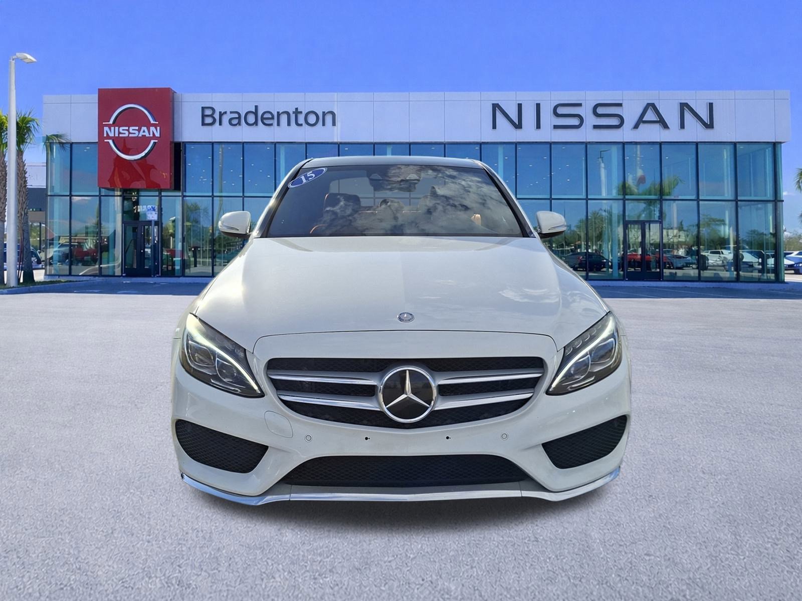 Used 2015 Mercedes-Benz C 400 4MATIC image 2