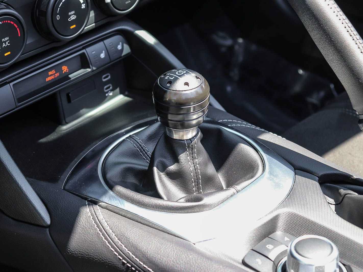 Used 2024 MAZDA MX-5 Miata Club w/ Interior Package RWD image 24