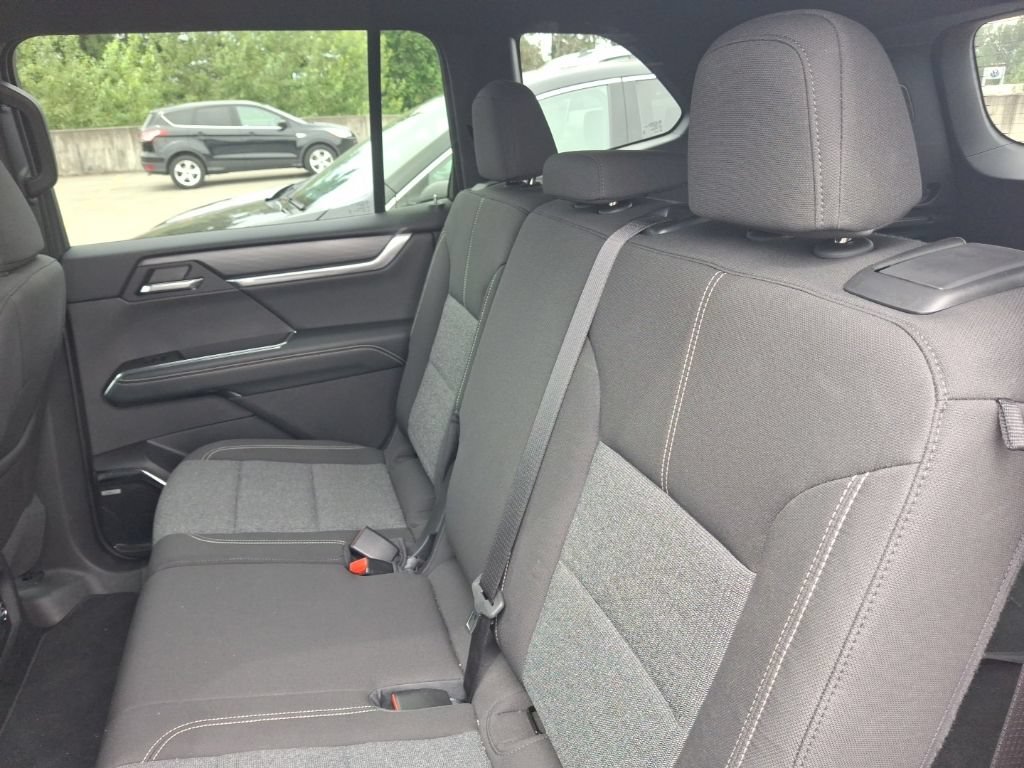 Used 2026 GMC Acadia Elevation AWD/4WD image 11
