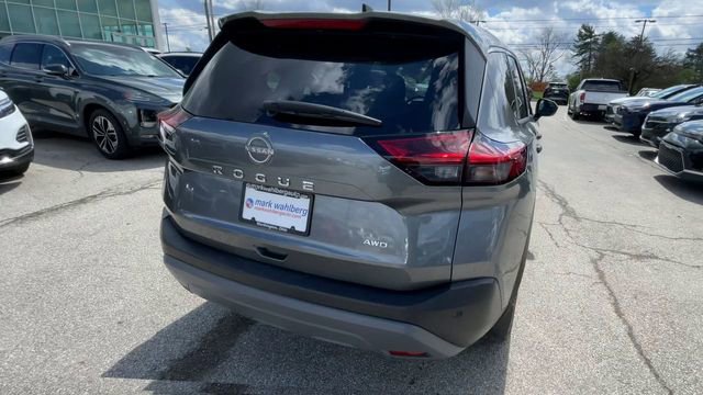 Used 2023 Nissan Rogue S image 9