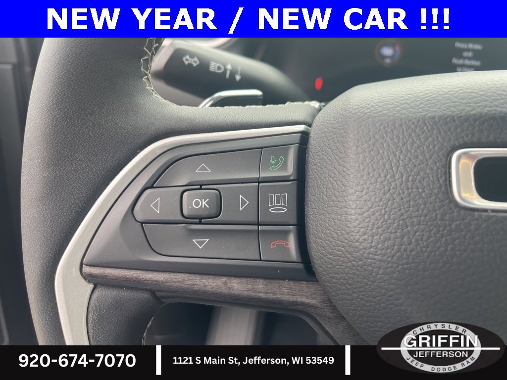 Used 2023 Jeep Grand Cherokee L Limited w/ Trailer Tow Group (B) image 14