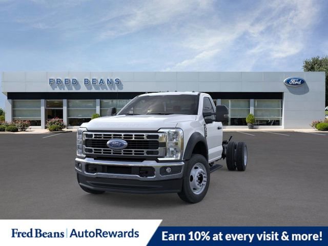 New 2025 Ford F550 4x4 Regular Cab Super Duty w/ XL Chrome Package image 3