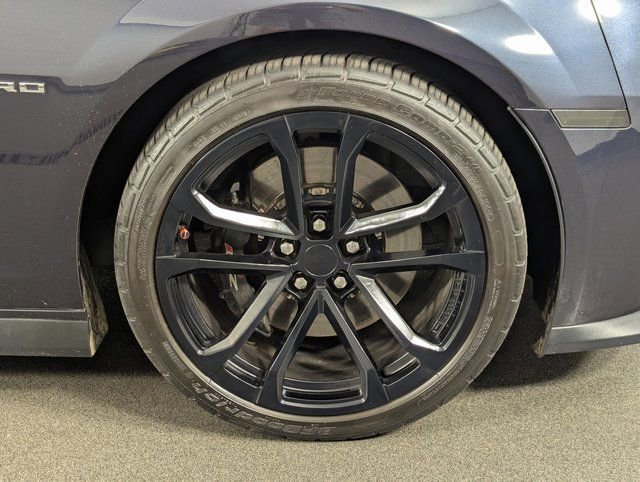 Used 2014 Chevrolet Camaro ZL1 RWD image 12