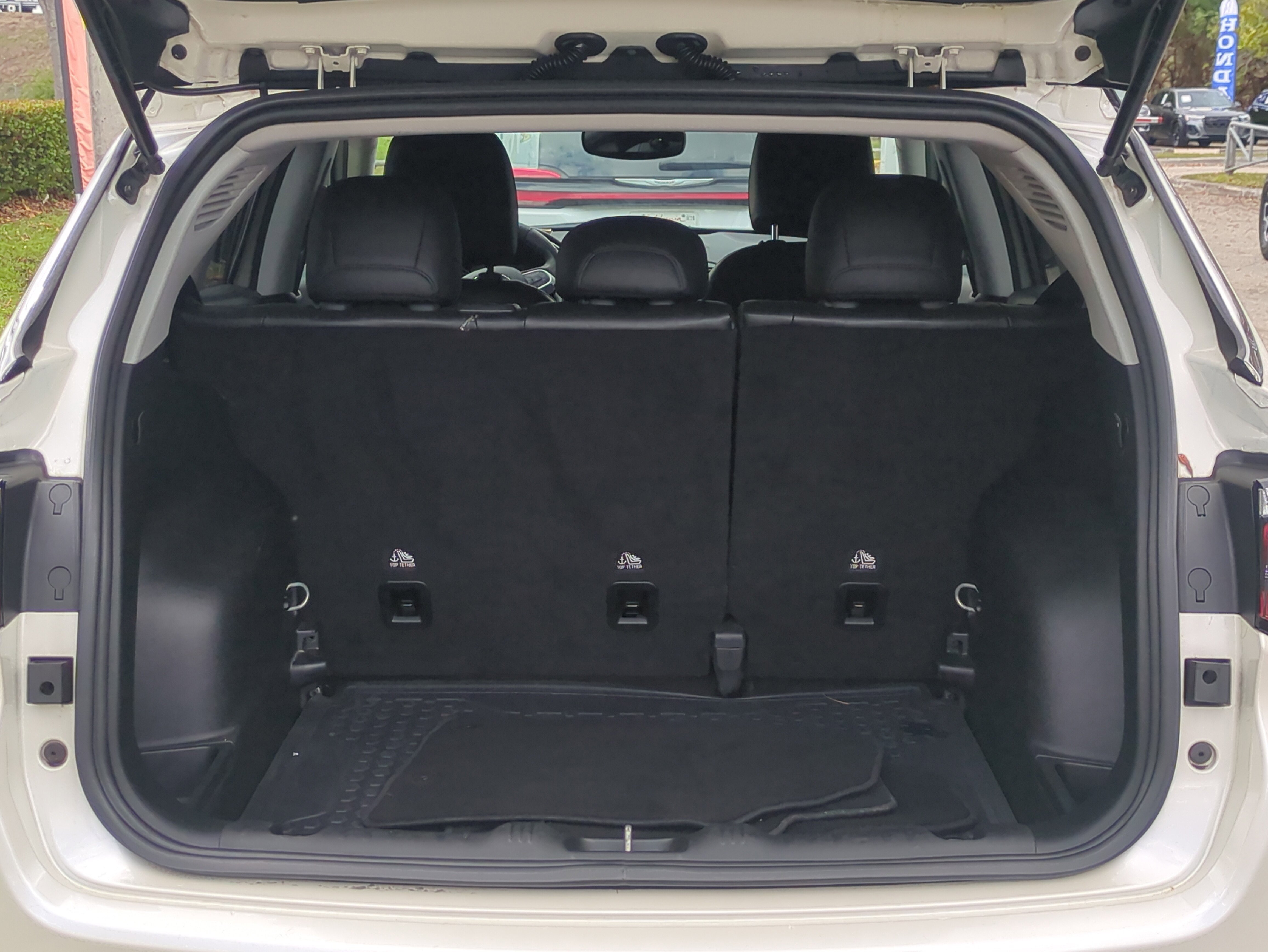 Certified 2018 Jeep Compass Limited w/ Navigation Group image 13