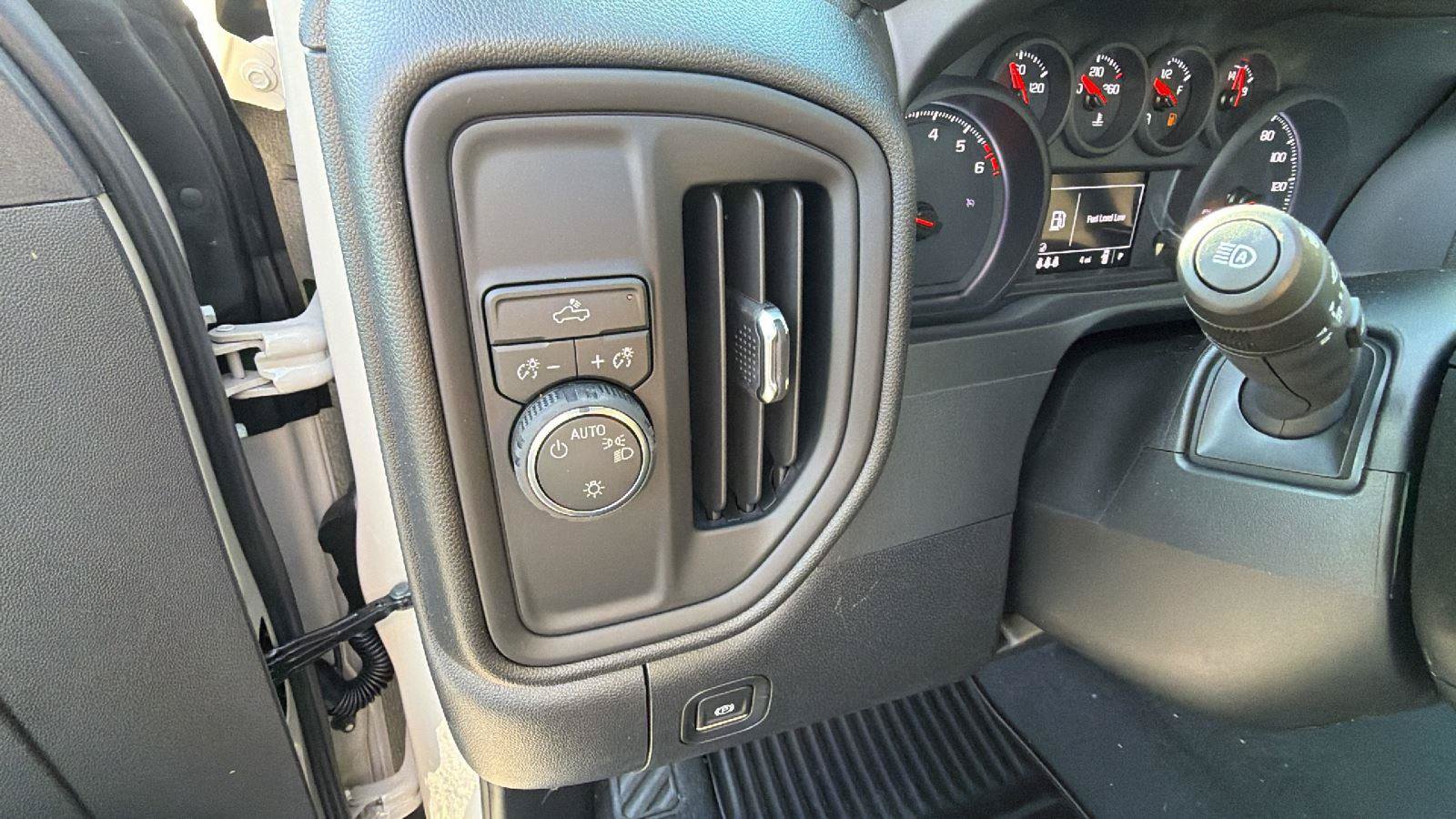 New 2026 Chevrolet Silverado 1500 Custom w/ Turbomax Blackout Package RWD image 17