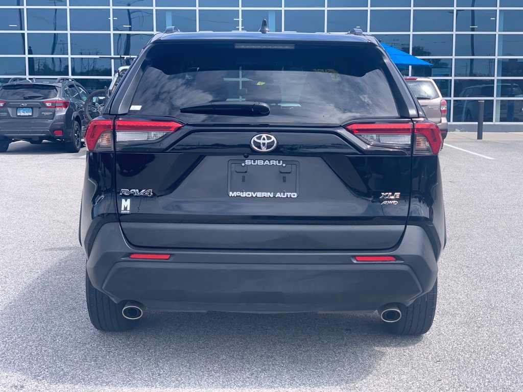 Used 2025 Toyota RAV4 XLE AWD/4WD image 5