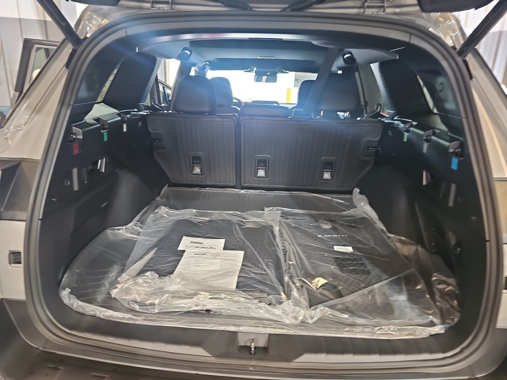 New 2026 Subaru Outback Limited AWD/4WD image 12