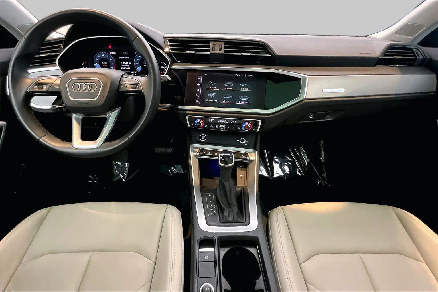 Used 2022 Audi Q3 2.0T Premium Plus w/ Premium Plus Package AWD/4WD image 16