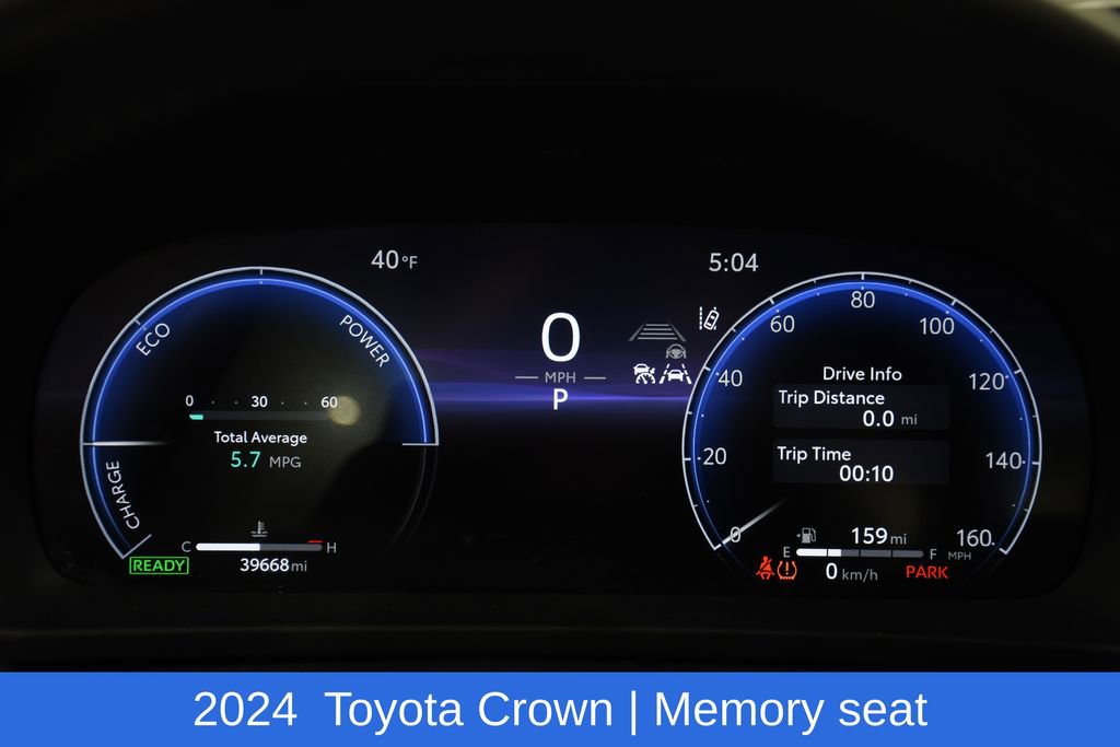 Used 2024 Toyota Crown AWD/4WD image 11