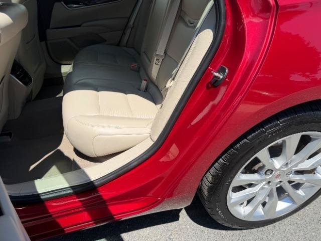 Used 2015 Cadillac XTS Luxury FWD image 30