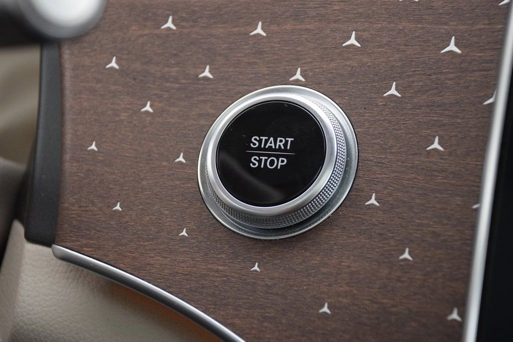 Certified 2023 Mercedes-Benz EQS 450+ 4MATIC SUV image 29