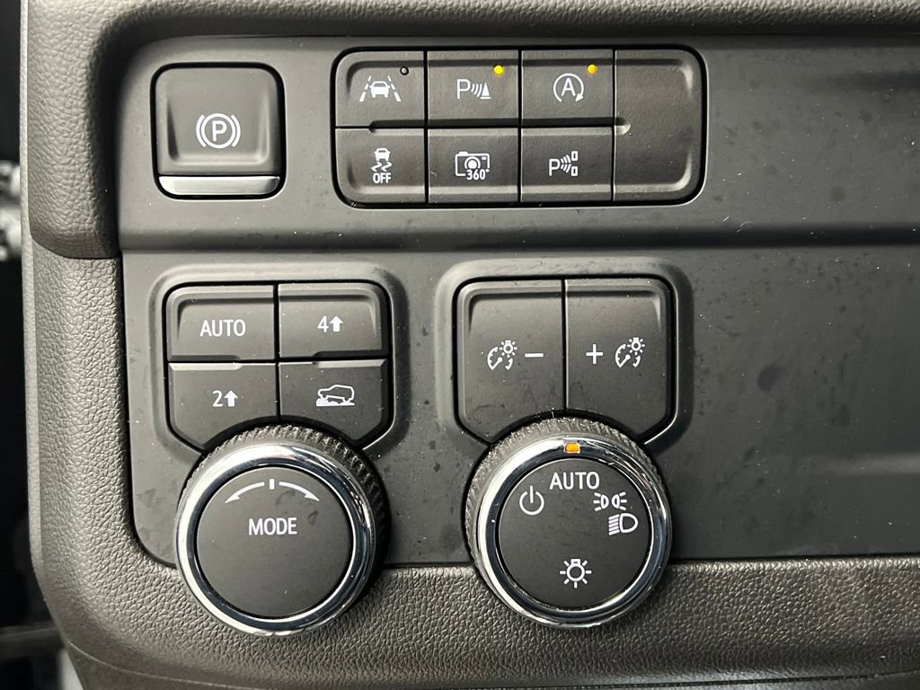 Used 2025 Chevrolet Tahoe LT image 45