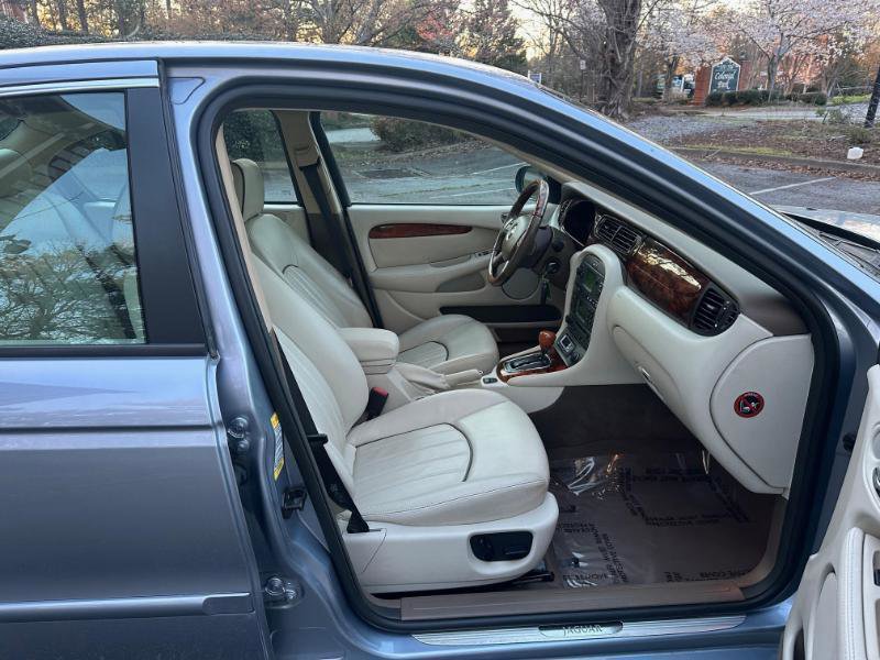 Used 2007 Jaguar X-TYPE 3.0 image 36