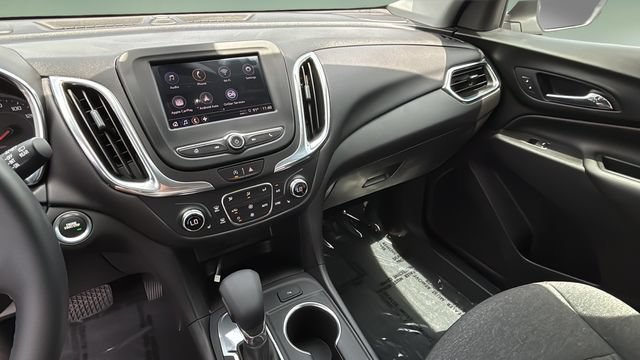 Used 2024 Chevrolet Equinox LT FWD image 24