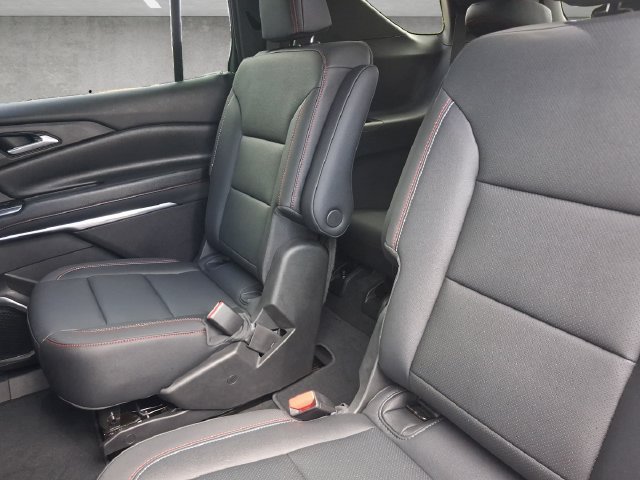Used 2026 Chevrolet Traverse Z71 w/ Enhanced Driving Package AWD/4WD image 28