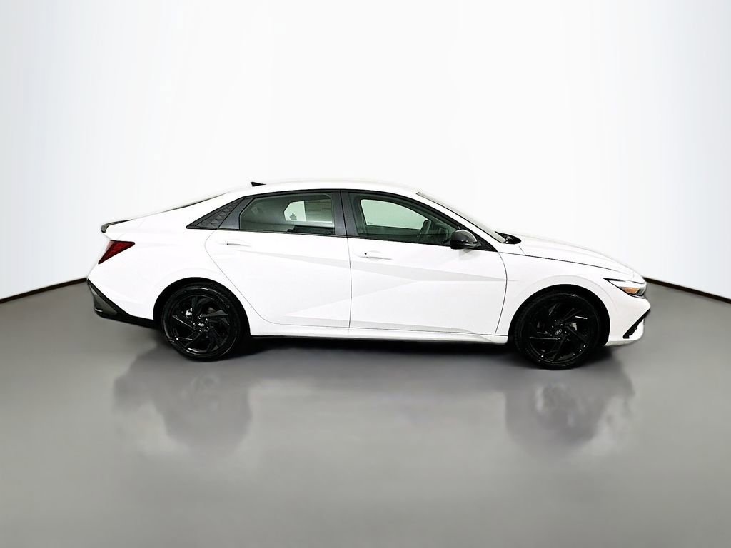 New 2026 Hyundai Elantra Sport image 4