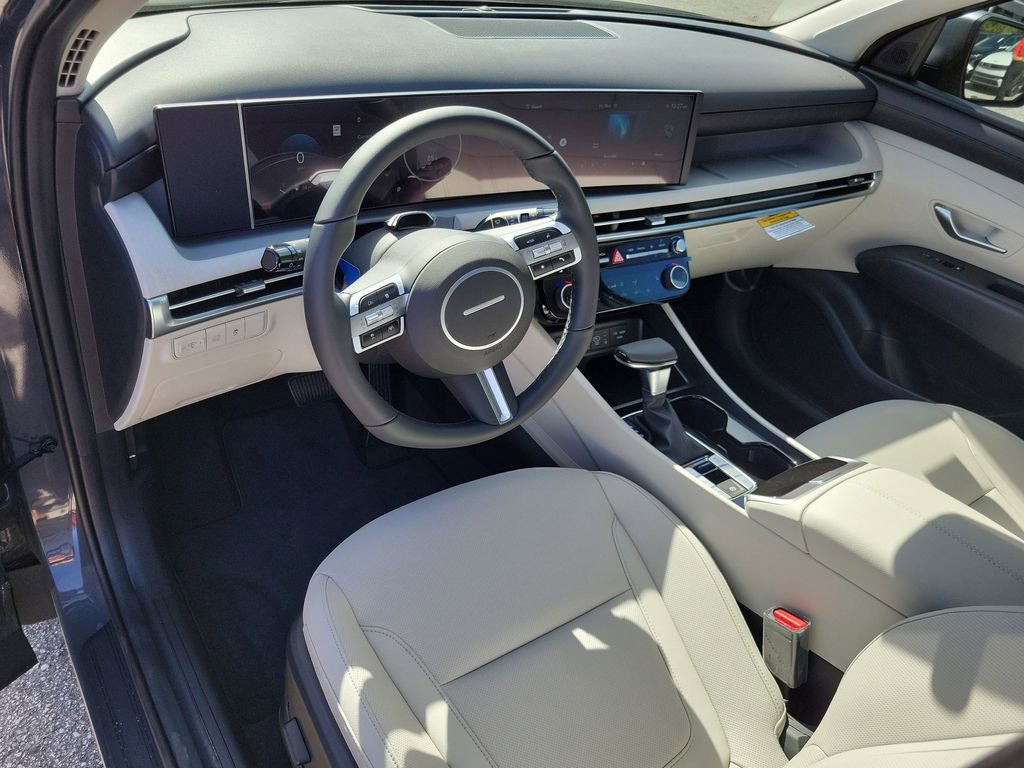 Used 2026 Hyundai Tucson SEL FWD image 16