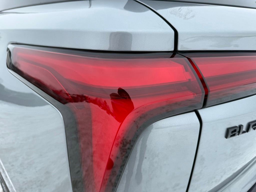 Used 2025 Chevrolet Blazer EV RS image 10