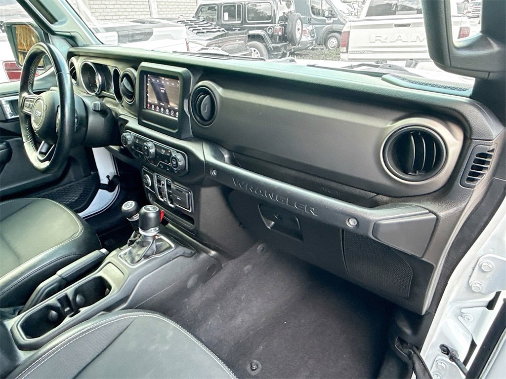 Used 2021 Jeep Wrangler Unlimited Sport image 32