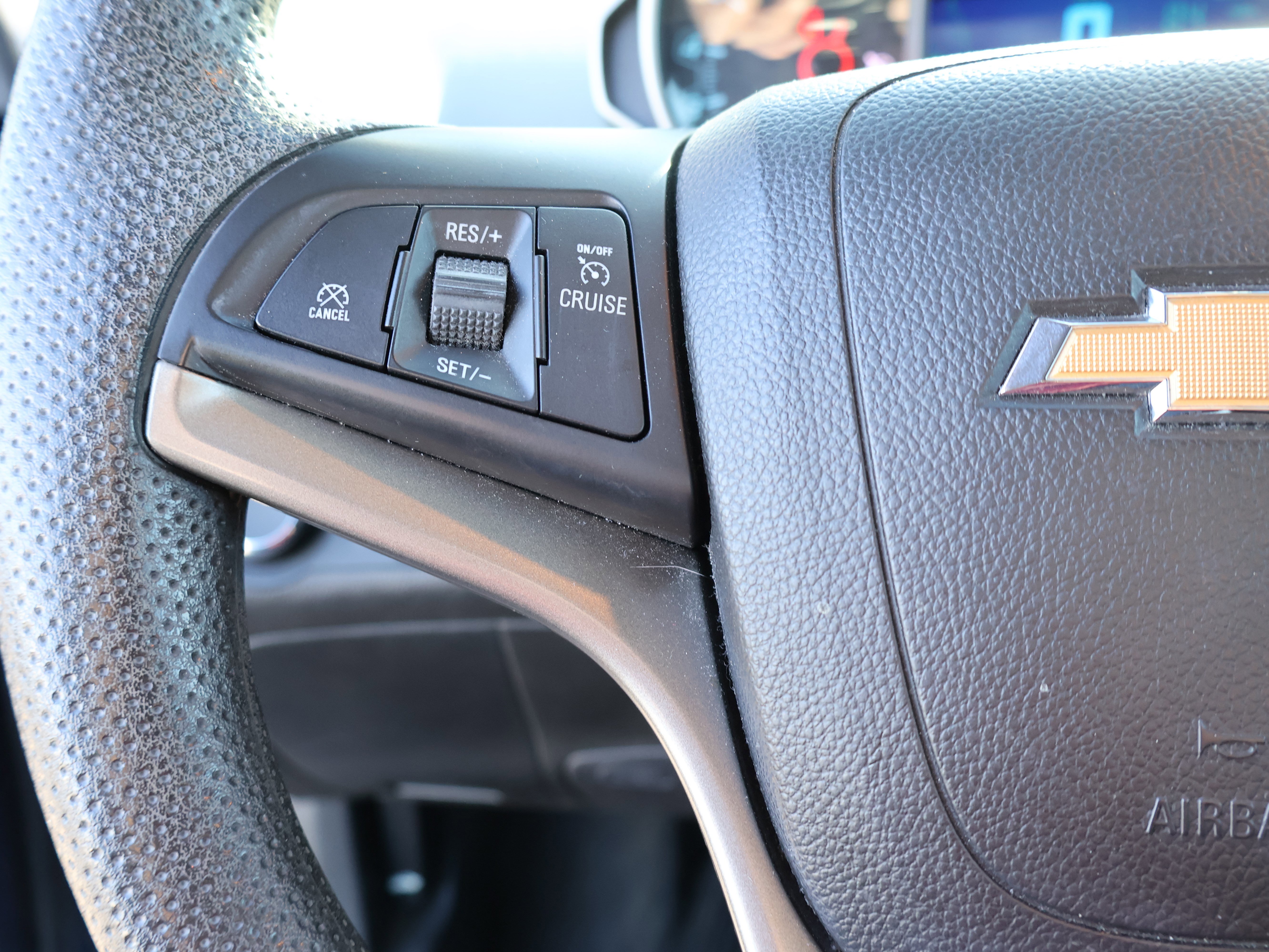 Used 2014 Chevrolet Sonic LT image 32