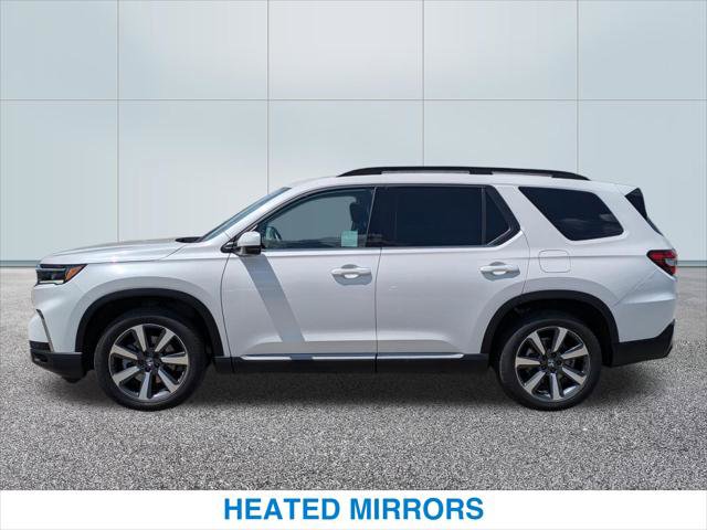 Certified 2025 Honda Pilot Touring image 10