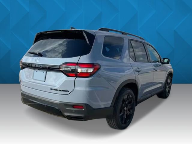 New 2026 Honda Pilot Black Edition image 5