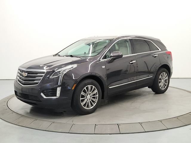 Used 2017 Cadillac XT5 Luxury w/ Driver Awareness Package AWD/4WD image 3