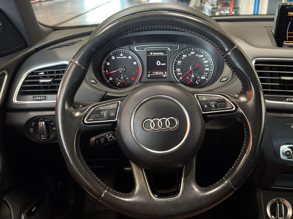 Used 2015 Audi Q3 2.0T Prestige w/ Prestige Package AWD/4WD image 21