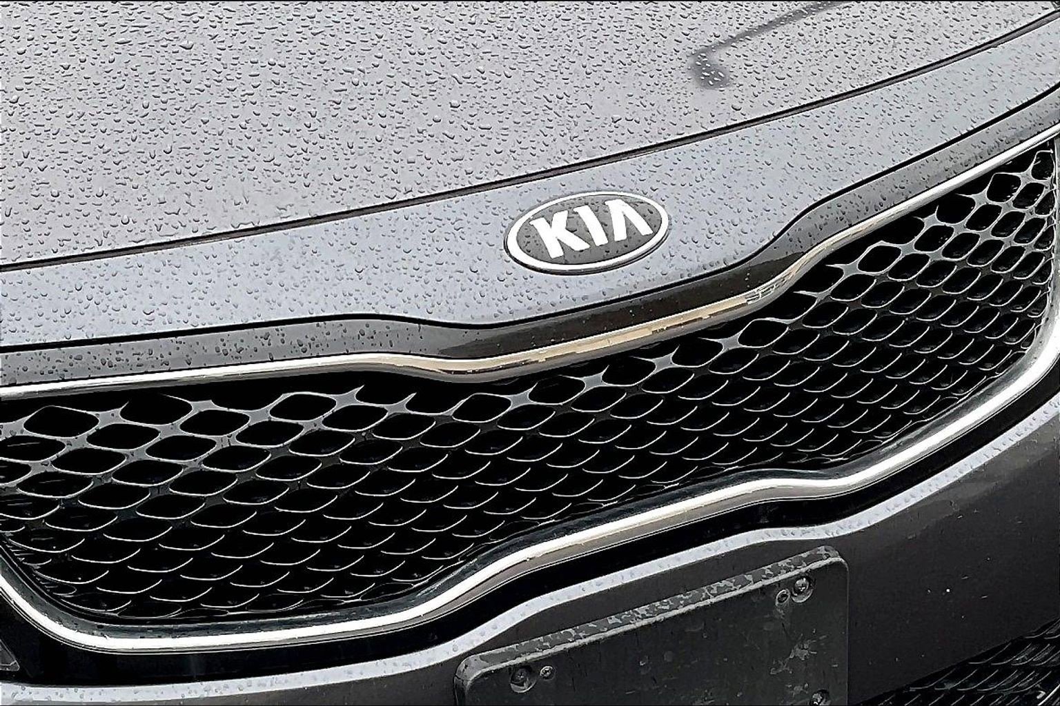Used 2015 Kia Optima LX FWD image 30