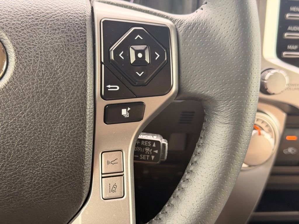 Used 2022 Toyota 4Runner SR5 RWD image 28